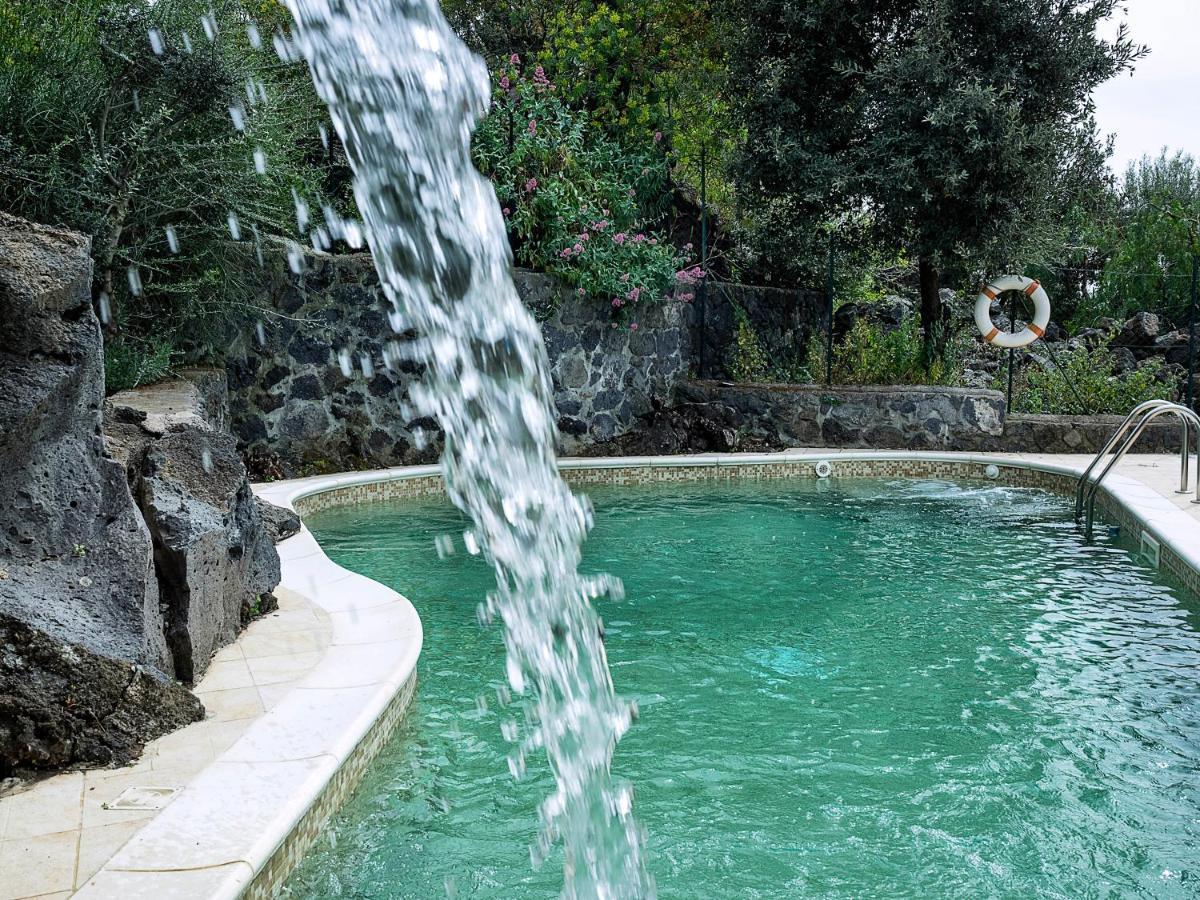 Fontana Del Cherubino Santa Maria di Licodia Extérieur photo